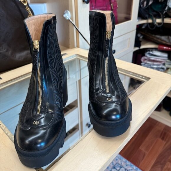 Gucci Double G Logo Leather Booties Size 37.5 - Picture 3 of 5
